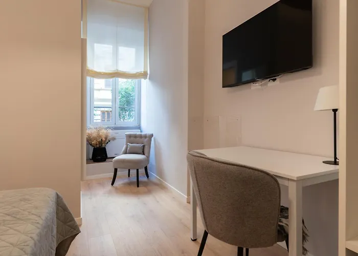 Pensión Residenza Lucrezio 4*