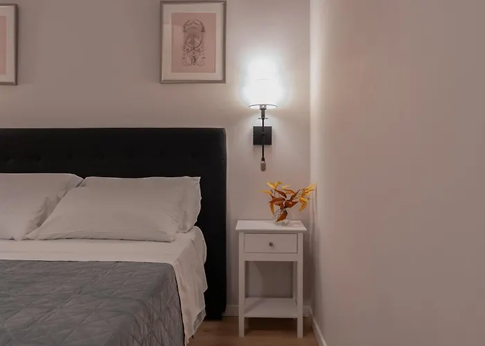 Residenza Lucrezio Pensión 4*