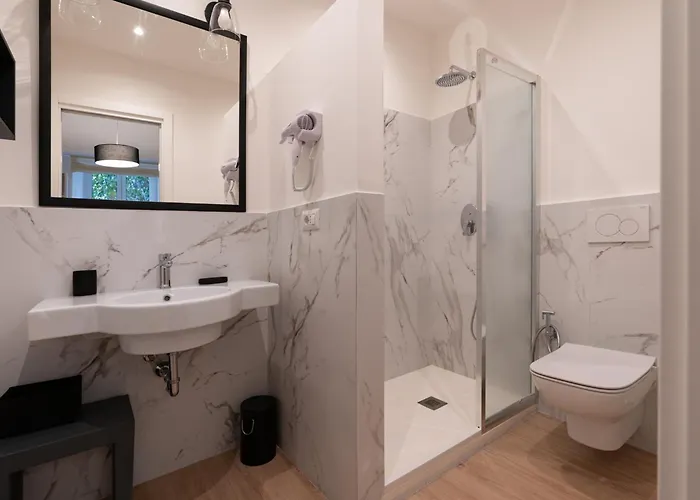 Residenza Lucrezio Pensión Roma
